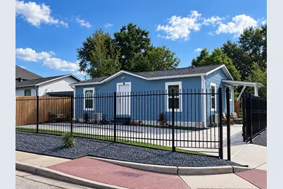 908 Jewett Street, Houston, TX 77009 - Photo 1