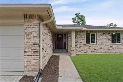 4339 Saffron Lane, Friendswood, TX 77546 - Photo 4
