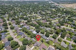 4339 Saffron Ln, Friendswood, TX 77546 - Photo 36
