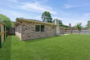4339 Saffron Ln, Friendswood, TX 77546 - Photo 28