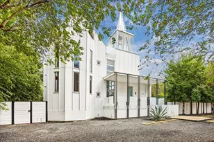 2200 Harvard St, Houston, TX 77008 - Photo 2