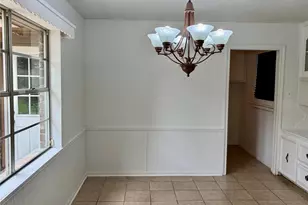5927 Theall Rd, Houston, TX 77066 - Photo 6