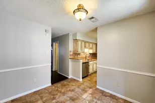 17742 Kings Park Ln, Houston, TX 77058 - Photo 8