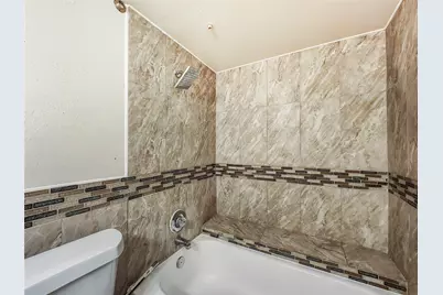2820 S Bartell Drive #1, Houston, TX 77054 - Photo 8