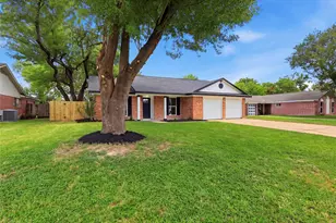 371 Sulky Trail St, Houston, TX 77060 - Photo 2