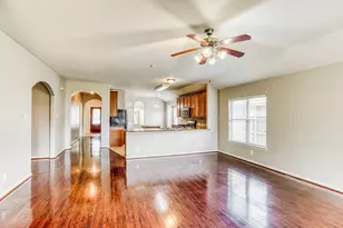 856 Grassy Knoll Trail, La Marque, TX 77568 - Photo 4