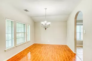 856 Grassy Knoll Trail, La Marque, TX 77568 - Photo 6