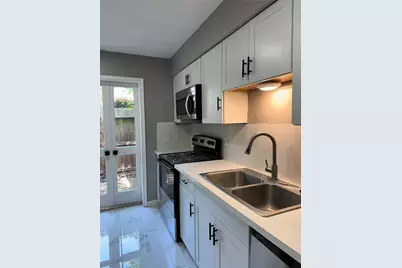 14567 Still Meadow Drive, Houston, TX 77079 - Photo 10