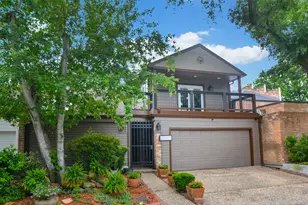 10843 Pepper Ln, Houston, TX 77079 - Photo 2