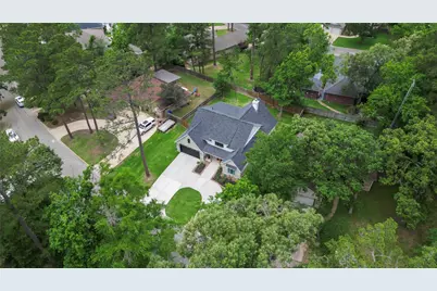 1840 E Lake Drive, Huntsville, TX 77340 - Photo 36