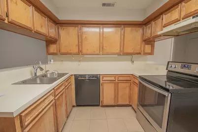3 Lazybrook Street, Angleton, TX 77515 - Photo 4