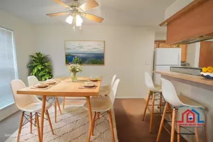 3 Lazybrook St, Angleton, TX 77515 - Photo 2