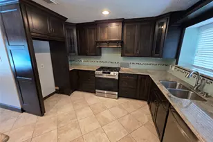 16806 Sandypine Cir, Spring, TX 77379 - Photo 16