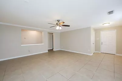 16526 Eaglewood Shadows Drive, Sugar Land, TX 77498 - Photo 4