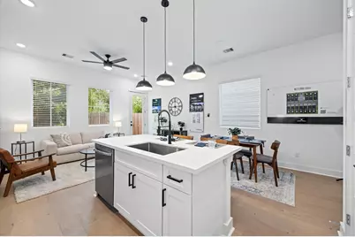 324 Neyland Street, Houston, TX 77022 - Photo 2