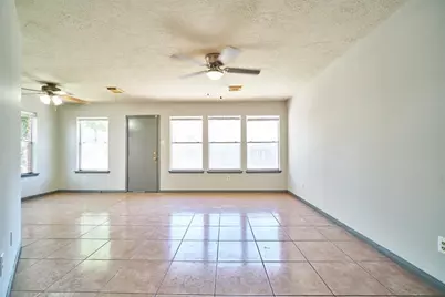 7811 Londres Drive, Houston, TX 77083 - Photo 14