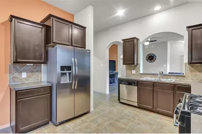 9505 E Woodmark, Conroe, TX 77304 - Photo 10