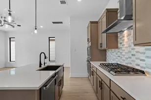 318 Terra Reserve Pl, Houston, TX 77079 - Photo 10