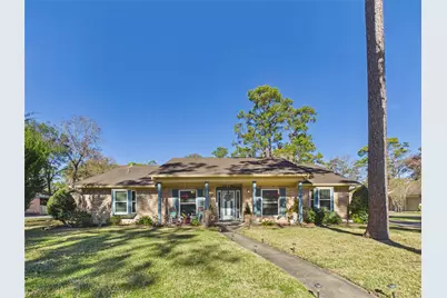 2819 Frostwood Circle, Dickinson, TX 77539 - Photo 1