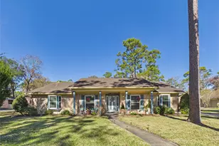 2819 Frostwood Cir, Dickinson, TX 77539 - Photo 1