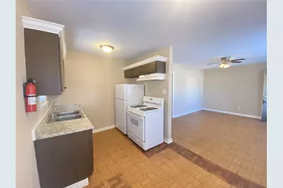 3024 Elgin Street Street #4, Houston, TX 77004 - Photo 2