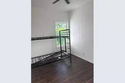 5519 Osprey Dr A/B Drive #A/B, Houston, TX 77048 - Photo 12