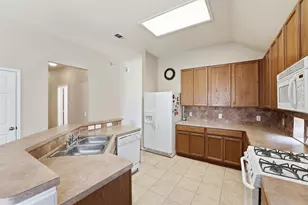 30411 Mesa Valley Dr, Spring, TX 77386 - Photo 8