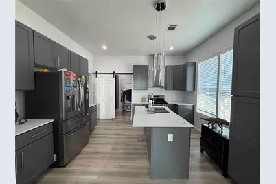 2400 Burkett Street, Houston, TX 77004 - Photo 10