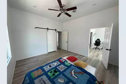 2400 Burkett Street, Houston, TX 77004 - Photo 20
