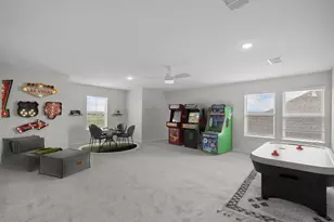 12926 Old Fashion Cir, Mont Belvieu, TX 77535 - Photo 16