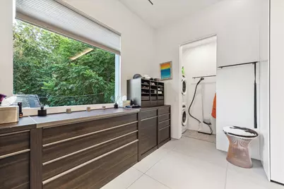 2169 University Boulevard, Houston, TX 77030 - Photo 32