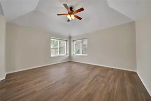 34 Dover Dr, Conroe, TX 77304 - Photo 18