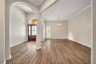 34 Dover Dr, Conroe, TX 77304 - Photo 4