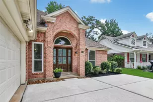 34 Dover Dr, Conroe, TX 77304 - Photo 2