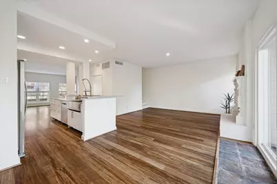 1802 Stoney Brook #102, Houston, TX 77063 - Photo 2