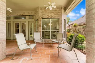 23 E Sienna Pl, The Woodlands, TX 77382 - Photo 34