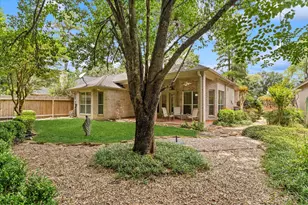 23 E Sienna Pl, The Woodlands, TX 77382 - Photo 36
