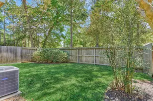 7 Greenwich Pl, Conroe, TX 77384 - Photo 22