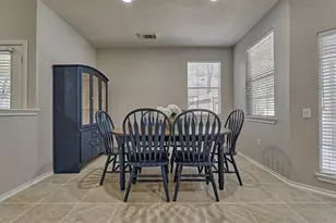 7 Greenwich Pl, Conroe, TX 77384 - Photo 6