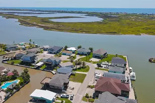 90 Dolphin Ln, Freeport, TX 77541 - Photo 44
