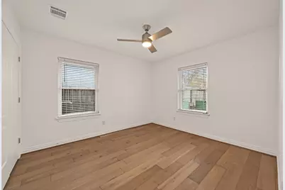 4862 Creekbend Drive, Houston, TX 77035 - Photo 24