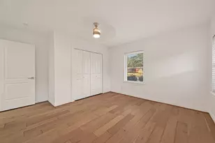 4862 Creekbend Dr, Houston, TX 77035 - Photo 22