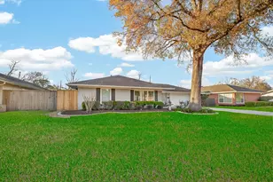 4862 Creekbend Dr, Houston, TX 77035 - Photo 28