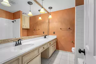 8706 Chelsworth Dr, Houston, TX 77083 - Photo 28