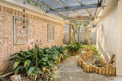 8706 Chelsworth Drive, Houston, TX 77083 - Photo 38