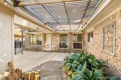 8706 Chelsworth Drive, Houston, TX 77083 - Photo 36