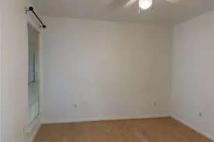 2626 Holly Hall St, Houston, TX 77054 - Photo 18