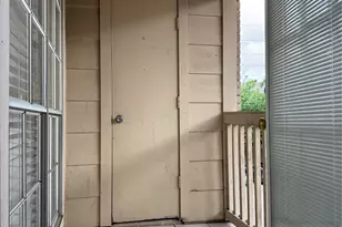 2626 Holly Hall St, Houston, TX 77054 - Photo 20