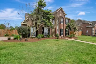 1709 Orlando St, Friendswood, TX 77546 - Photo 4