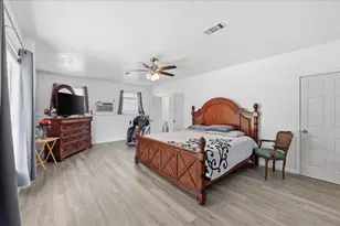5280 Swallow Dr, Beaumont, TX 77707 - Photo 14